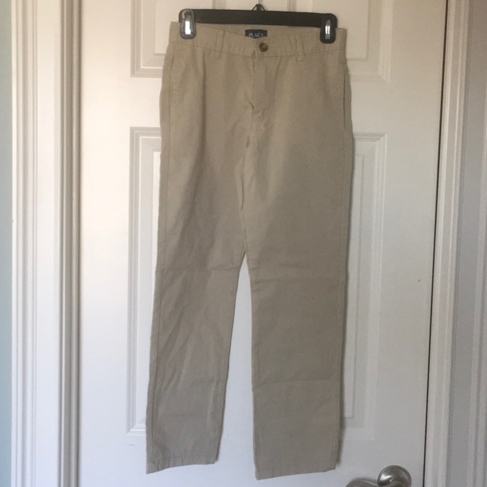 NWT Boys Khakis. The Children’s Place. Boys Size 10.